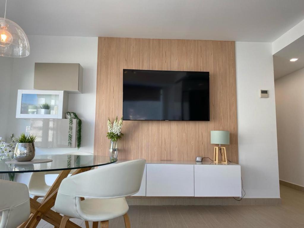 Brisa Puerto Marina Apartments Benalmádena Kültér fotó